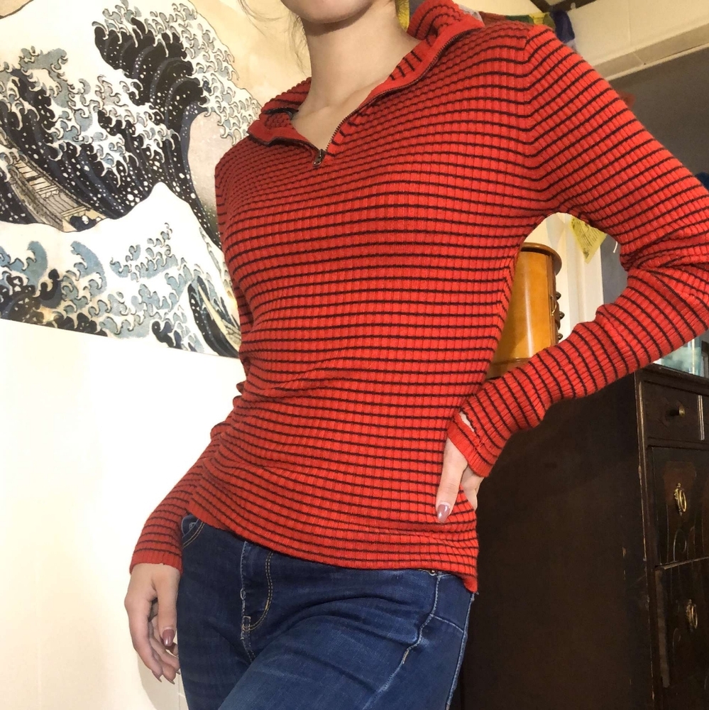 Red Striped Top, functional zipper